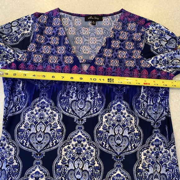 Melissa Paige Dress Size Medium Multicolored Floral Present Long Sleeves V-Neck - Picture 5 of 12